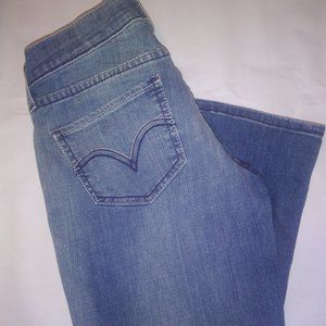 Levi's 524 Too Superlow Jeans